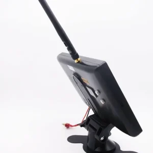Monitor do FPV LCD 7" - HD 1024 x 600 - 5,8GHz 40CH - z wbudowanym odbiornikiem 832 FPV LCD Zamów teraz
